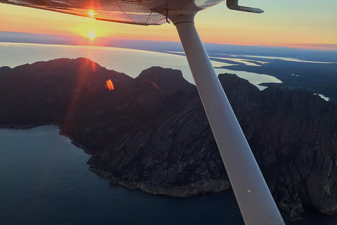 Freycinet Peninsula Or Wineglass Bay Scenic Flight - Accommodation Redcliffe 1