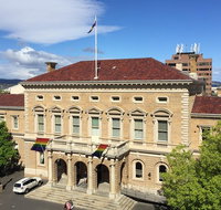 2-Hour Small-Group Walking Tour of Hobart - Accommodation Redcliffe