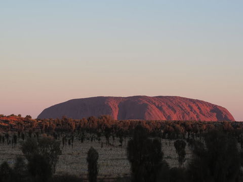 Uluru And Kata Tjuta Experience With BBQ Dinner - Accommodation Redcliffe 1