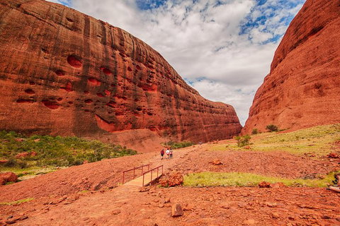 Kata Tjuta Sunrise And Valley Of The Winds Half-Day Trip - Accommodation Redcliffe 10