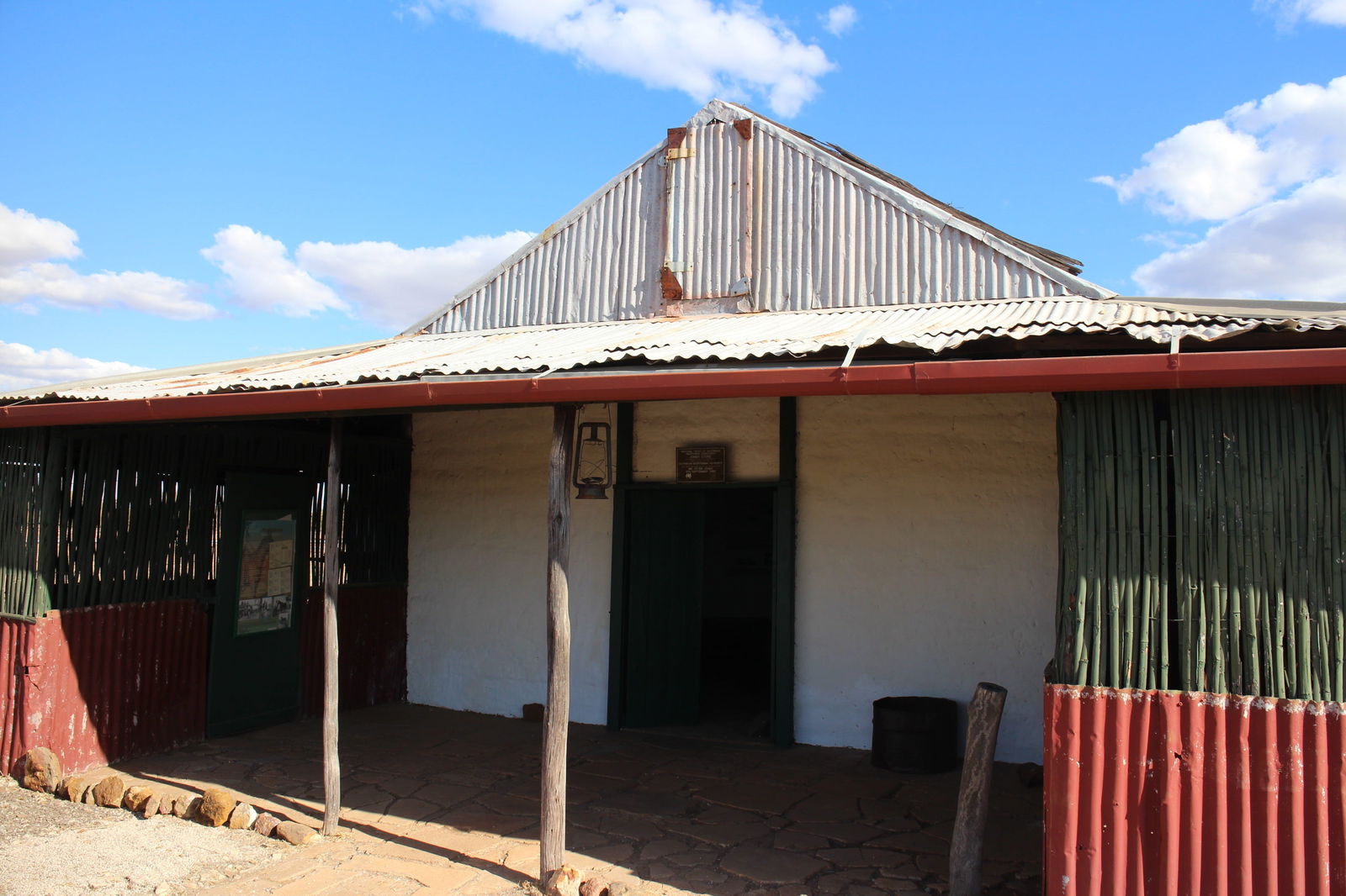 Tablelands NT Accommodation Redcliffe