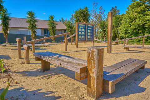 Raworth Tennis Centre - Accommodation Redcliffe 1