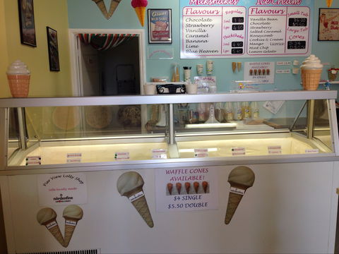 The Pier View Lolly Shop - Accommodation Redcliffe 2
