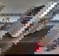 Working Art Space - Accommodation Redcliffe
