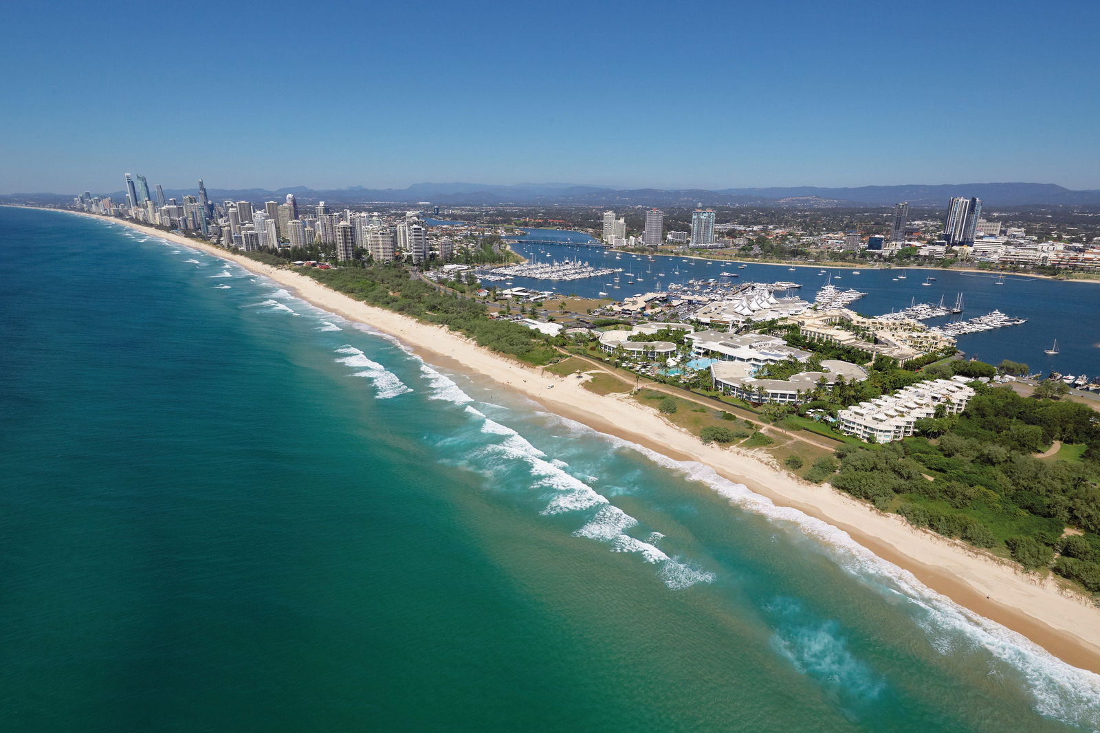 Gold Coast Beaches QLD Accommodation Redcliffe