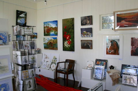 Old SchoolHouse Gallery - Accommodation Redcliffe 2