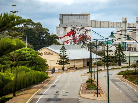 PUBLIC Silo Trail: Albany - Accommodation Redcliffe 2