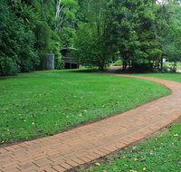 The Glade Picnic Area - Accommodation Redcliffe