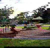 Cascade Gardens - Accommodation Redcliffe