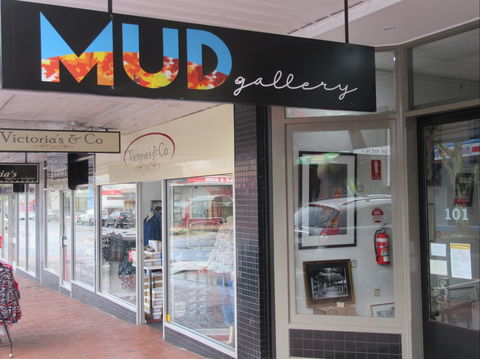 MUD Gallery - Accommodation Redcliffe 0