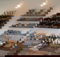 Dindi Naturals - Accommodation Redcliffe