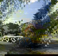 Moe - Accommodation Redcliffe