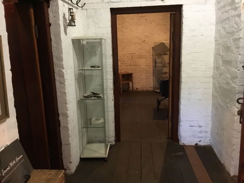 Bridgetown Police Station Museum 1880 - Accommodation Redcliffe 2