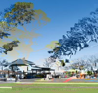 Eddie Santaguiliana Way - Accommodation Redcliffe