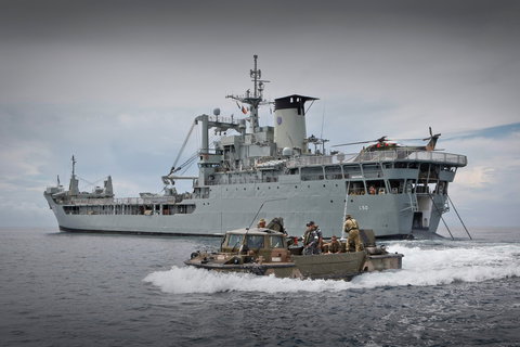 HMAS Tobruk Dive - Accommodation Redcliffe 2