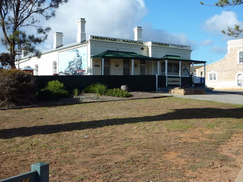 George The Giant Squid Display, Wallaroo - Accommodation Redcliffe 2