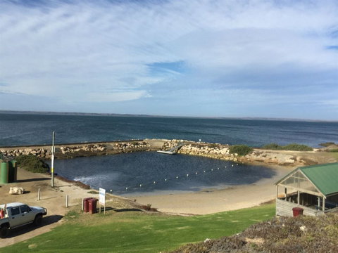 Kingscote Tidal Pool - Accommodation Redcliffe 0