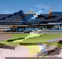 Peninsula Kingswood Country Golf Club - Accommodation Redcliffe