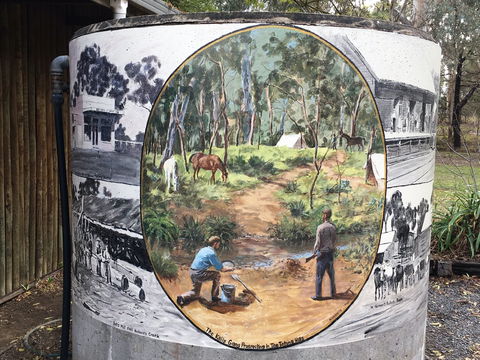 Tatong Tavern Water Tank - Accommodation Redcliffe 0