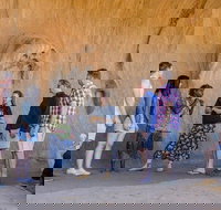 Discover Uluru Aboriginal Art  Culture 4.5 Hours Tour - Accommodation Redcliffe