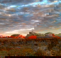 5-Hour Kata Tjuta Sunrise Tour from Ayers Rock with Breakfast - Accommodation Redcliffe