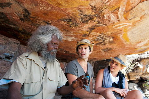 Arnhem Land Injalak Hill Full-Day Tour From Darwin - Accommodation Redcliffe 4