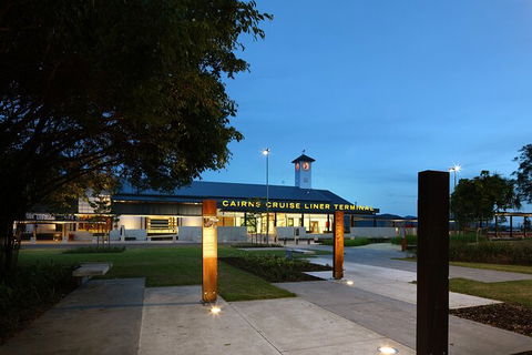 Cairns Airport Private Chater Transfer - Accommodation Redcliffe 5
