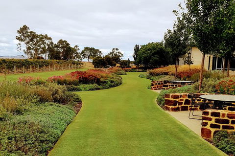 Private Wine Tour - Accommodation Redcliffe 7