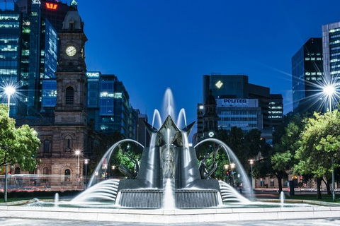 Adelaide Airport Transfers : Airport ADL To Adelaide City In Luxury Van - Accommodation Redcliffe 4