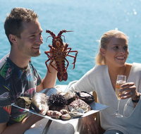 Deep-to-Dish Tasmanian Seafood Experience - Morning Tour - Accommodation Redcliffe