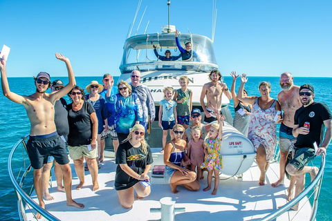 Full-Day Whale Sharks Swimming Experience On Ningaloo Reef - Accommodation Redcliffe 16