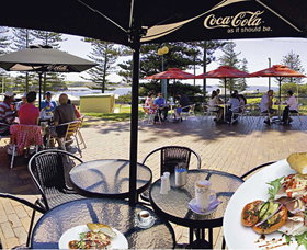 Kiama NSW Accommodation Redcliffe