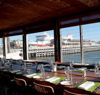 Waterfront Station Pier - Accommodation Redcliffe