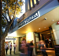 Madam De Biers Hotel Bar - Accommodation Redcliffe