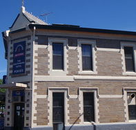 Southwark Hotel - Accommodation Redcliffe