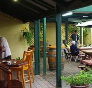 Bird In Hand Inn - Accommodation Redcliffe