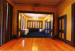 Earl Of Leicester Hotel - Accommodation Redcliffe 2