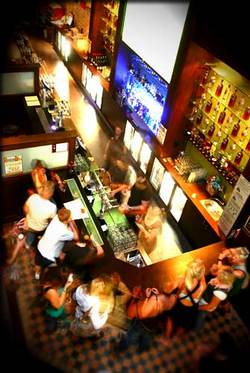 Madam De Biers Hotel Bar - Accommodation Redcliffe 2