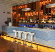 Pontoon Bar - Accommodation Redcliffe