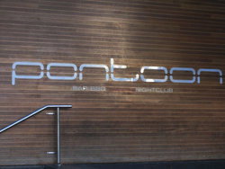 Pontoon Bar - Accommodation Redcliffe 1