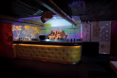 Elsewhere Bar - Accommodation Redcliffe 2
