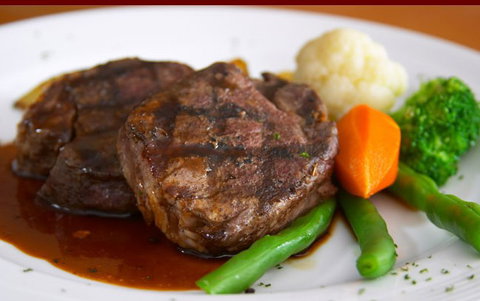 R. G. Mcgees Hotel Restaurant - Accommodation Redcliffe 0