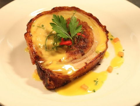 Garlic Clove Restaurant - Accommodation Redcliffe 1