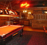 Spurs Saloon - Accommodation Redcliffe