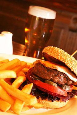 Durty Nelly's Irish Pub - Accommodation Redcliffe 1