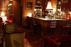 Back Bar - Accommodation Redcliffe 2