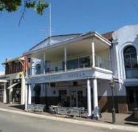 Mount Pleasant Hotel - Accommodation Redcliffe