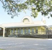 The Anglesea Hotel - Accommodation Redcliffe