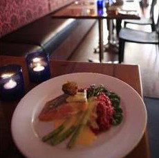 Naked Fig - Accommodation Redcliffe 1