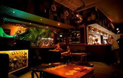World Bar - Accommodation Redcliffe 1